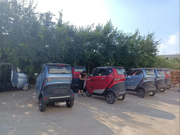 JINMA ELECTRIC VEHICLES DELIVERY 3 JINMA ELECTRIC VEHICLES DELIVERY 3