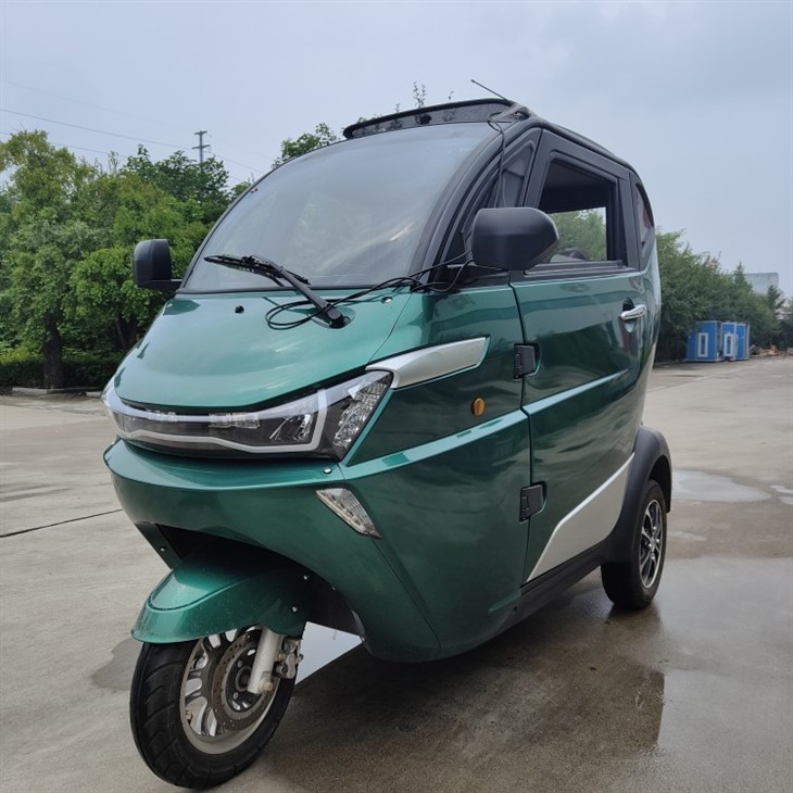 3 Wheel Electro-Tricycle Fast Charging Type Electric Mini Car For Passenger