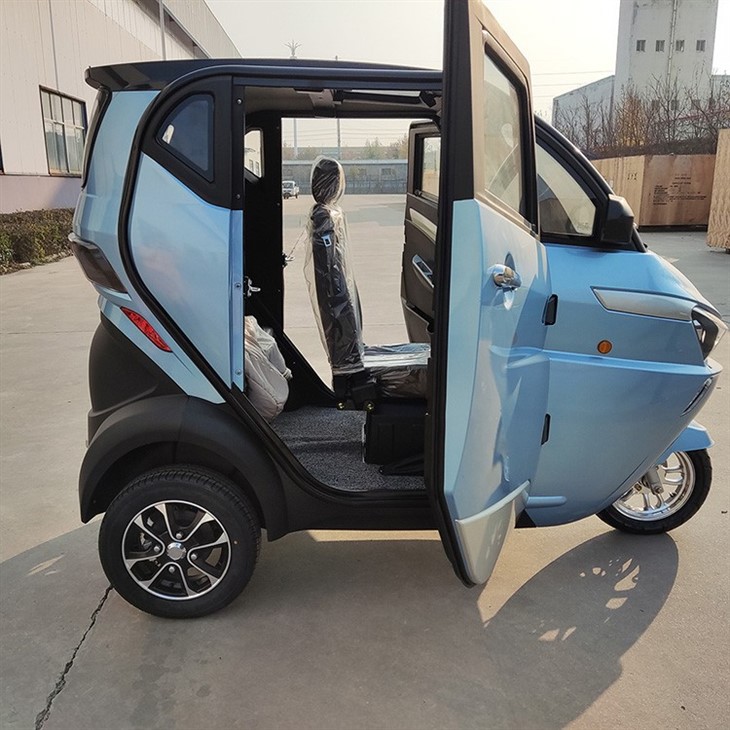 EEC Electric Tricycle, New Trend 3-Wheeler Motorcycle With Closed Cabin EEC Electric Tricycle, New Trend 3-Wheeler Motorcycle With Closed Cabin